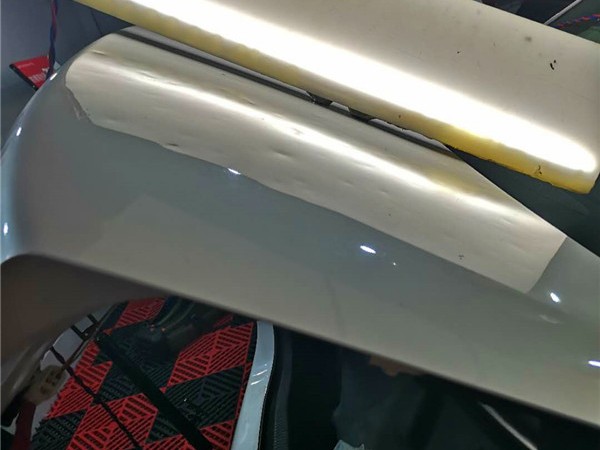 冰雹車(chē)修復